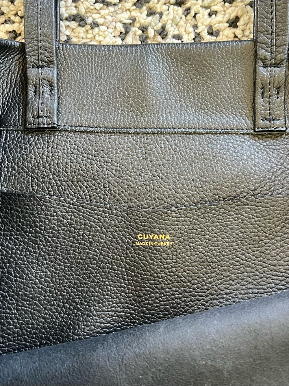 Cuyana Small Easy Tote Pebbled Leather Black - Picture 7 of 15